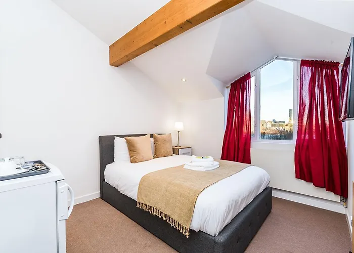 Riverbank Stay London